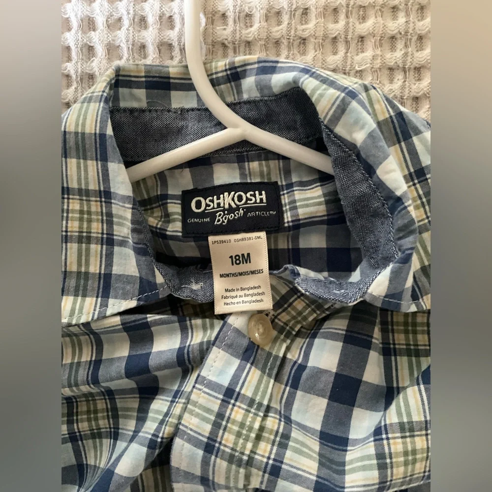 NWOT 2 piece set Oshkosh Overalls + Button Down bodysuit shirt, 18 mo, MSRP $70